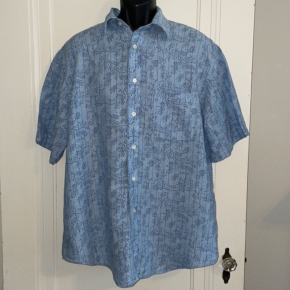 Turnbury light blue‎ linen shirt with vertical pinstripes